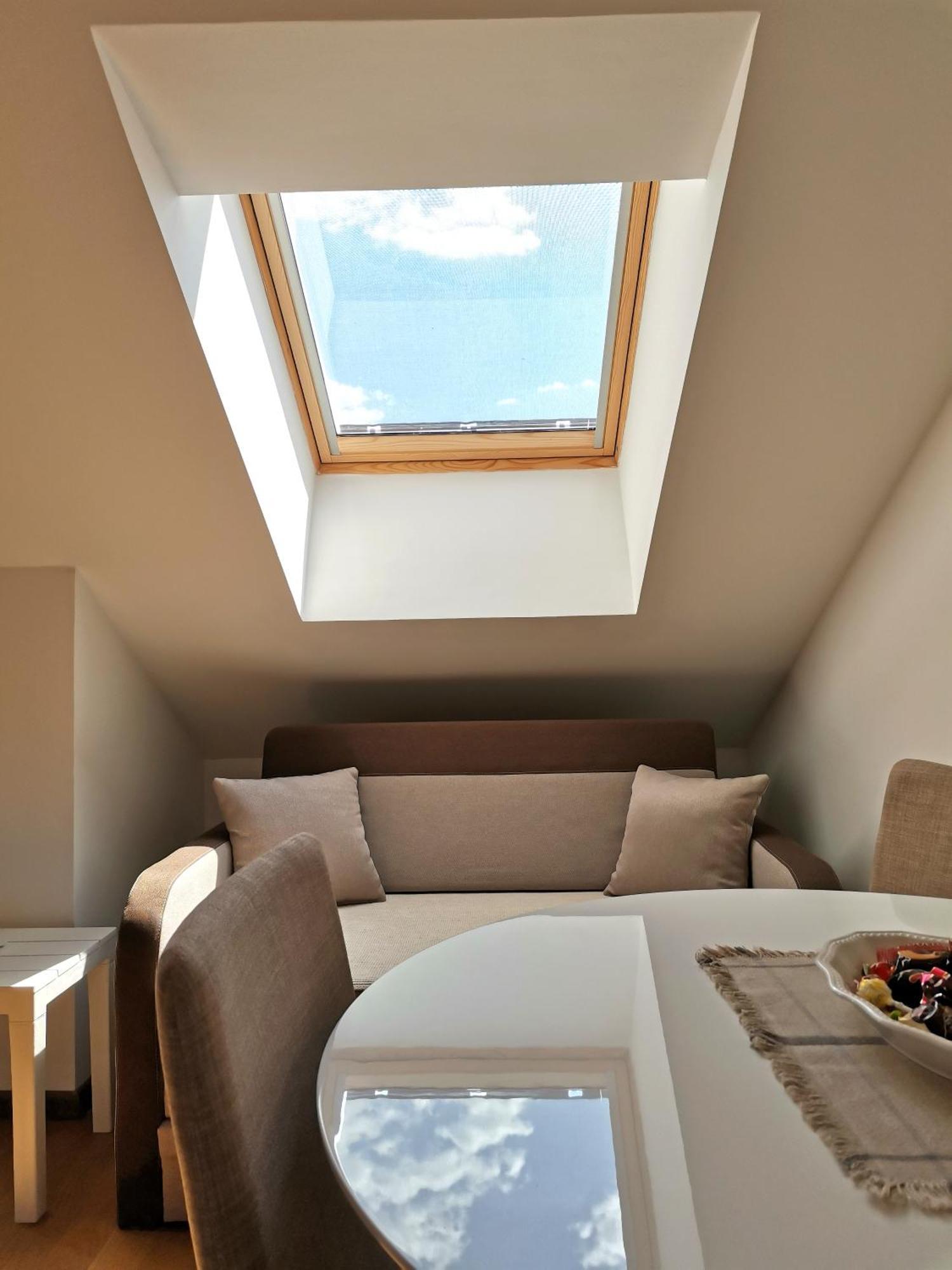 Stan Na Dan M Apartment Novi Sad Bagian luar foto